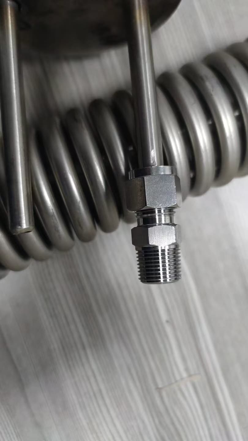 Helical tube geometry with repeated turns and straight end sections